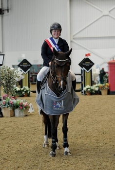 Danielle Ryder & Sam van de Tojopehoeve Z win the Lord & Lady Equestrian Senior Newcomers Championship Danielle Ryder & Sam van de Tojopehoeve Z win the Lord & Lady Equestrian Senior Newcomers Championship